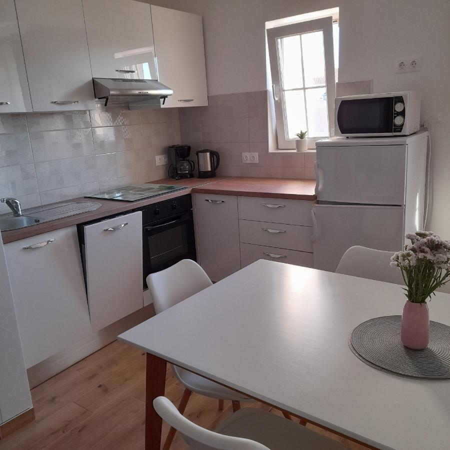 Apartments Filipovic Biograd Na Moru Buitenkant foto