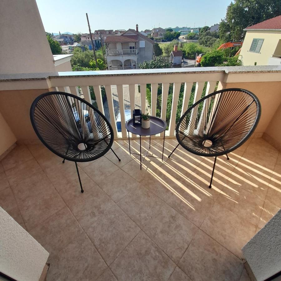 Apartments Filipovic Biograd Na Moru Buitenkant foto